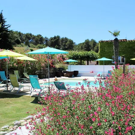 Casa de Férias Gite Carcassonne Le Relais De La Cavayere